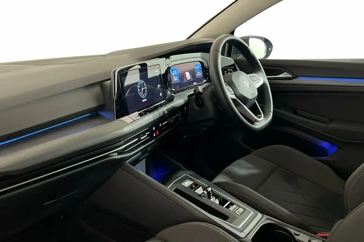2022-volkswagen-golf-15-etsi-style-150ps-hatchback-big-10