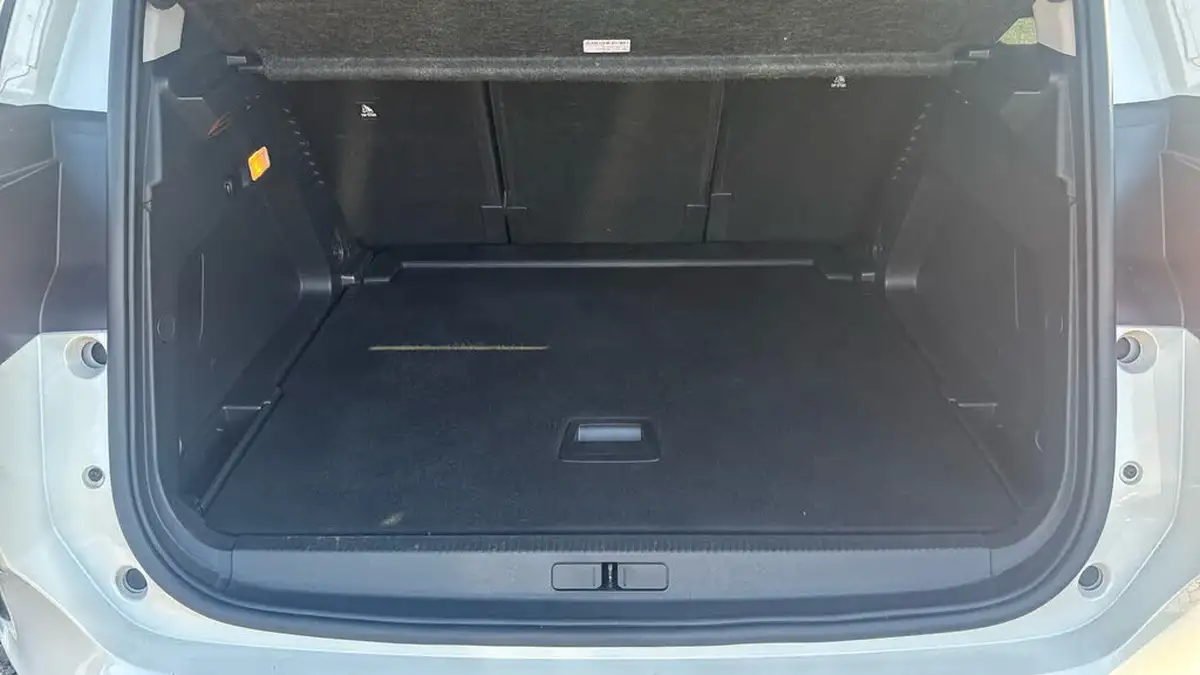 2021-citroen-c5-aircross-12-puretech-flair-plus-eat8-big-18