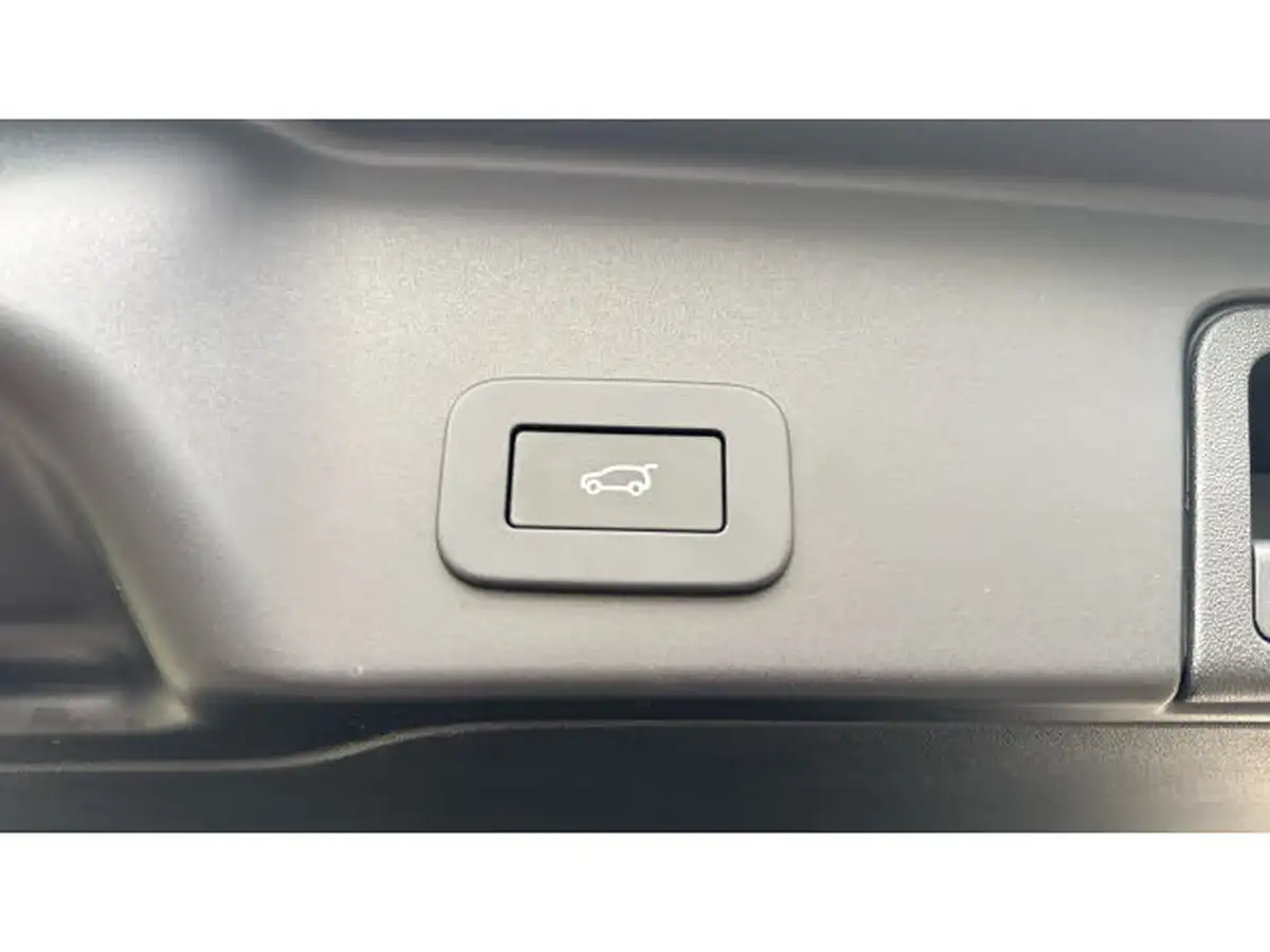 2024-land-rover-range-rover-evoque-20-d200-dynamic-se-big-32
