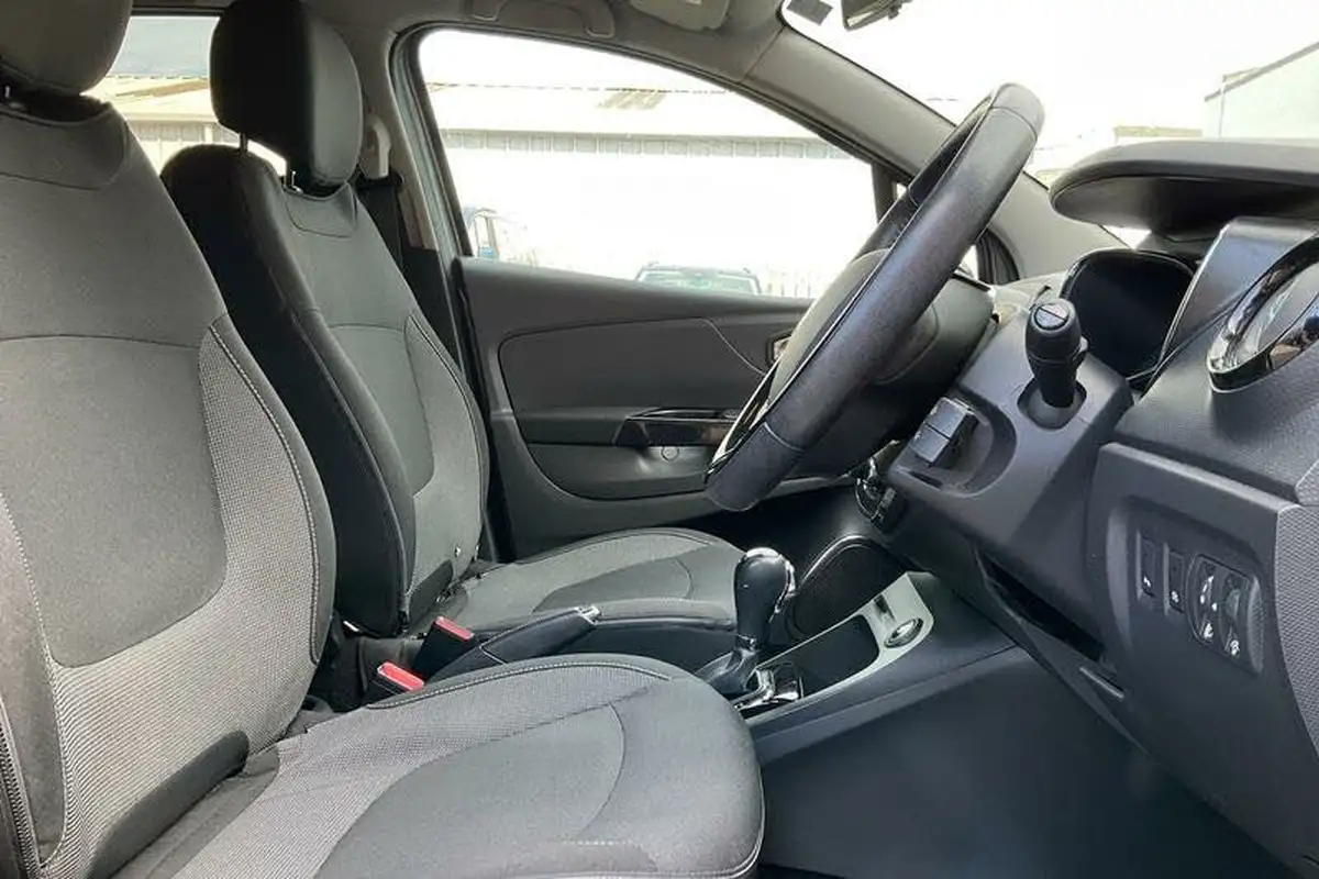 2016-renault-captur-15dci-dynamique-s-nav-90bhp-edc-auto-big-16