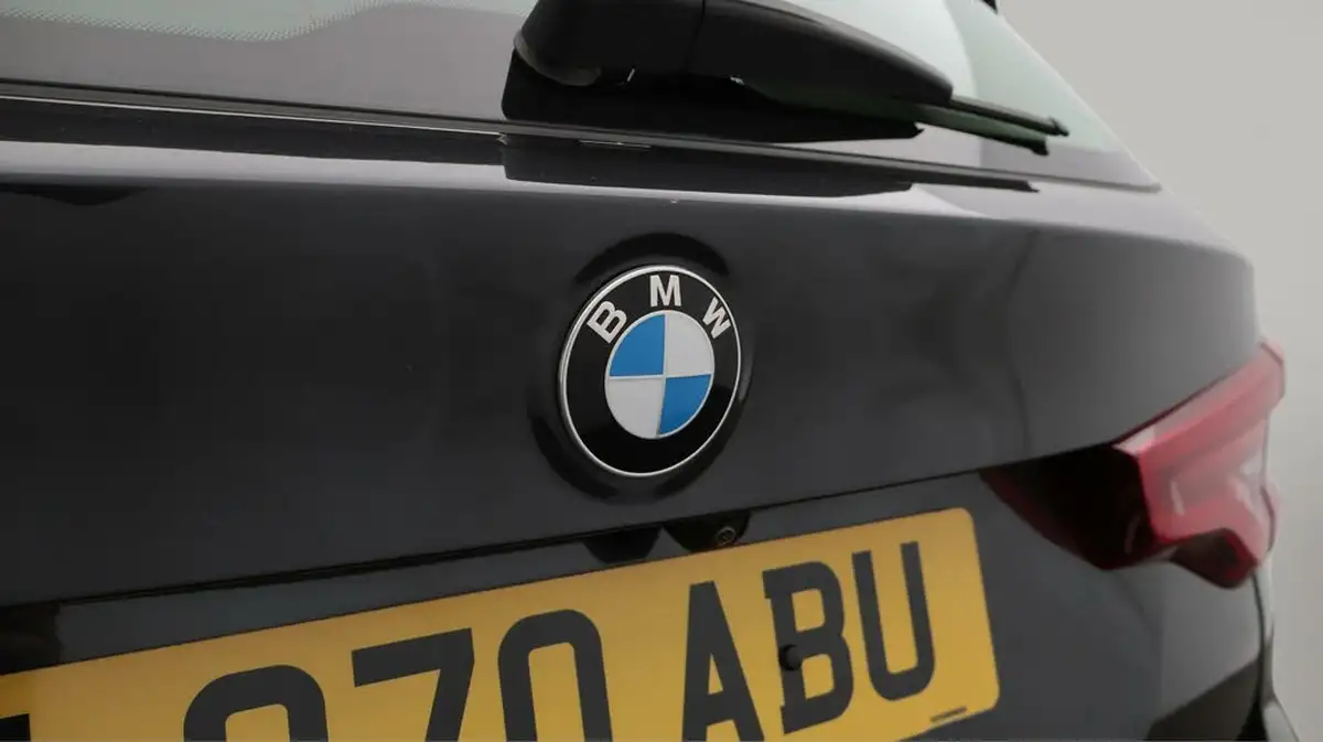 2021-bmw-x3-20-xdrive-30e-xline-big-21