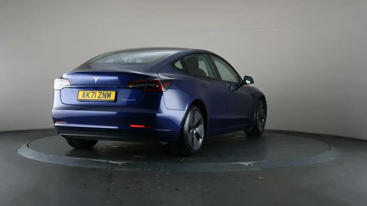 2021-tesla-model-3-e-long-range-awd-big-69