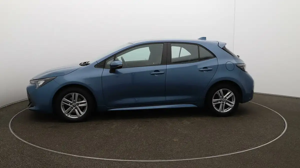 2022-toyota-corolla-18-vvt-i-icon-120bhp-trk-hatchback-5d-big-63