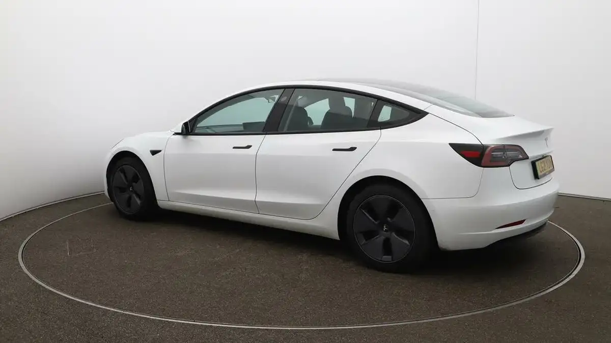 2021-tesla-model-3-e-long-range-4x4-big-34