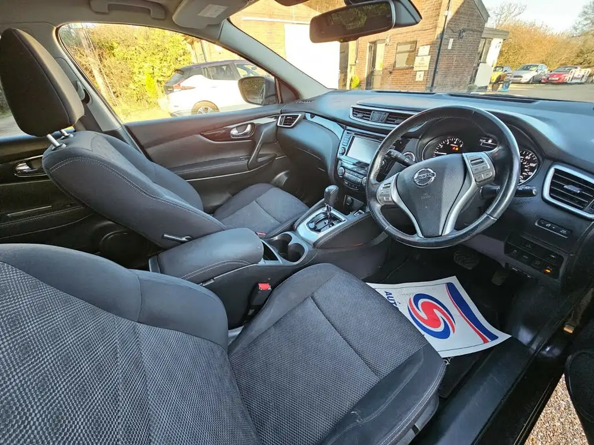 2015-nissan-qashqai-12-n-tec-xtronic-cvt-big-10