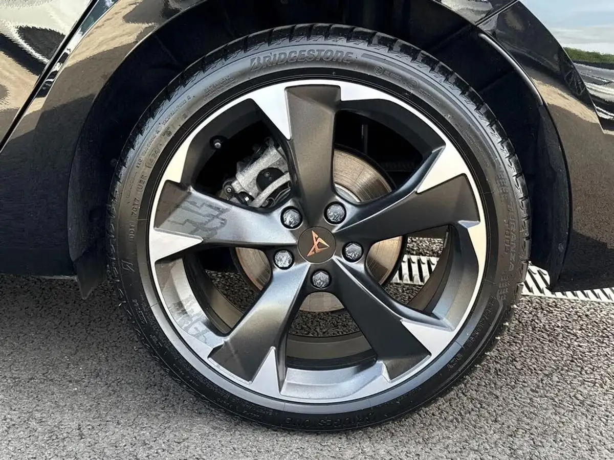 2024-cupra-leon-nf-15-etsi-v1-estate-big-6