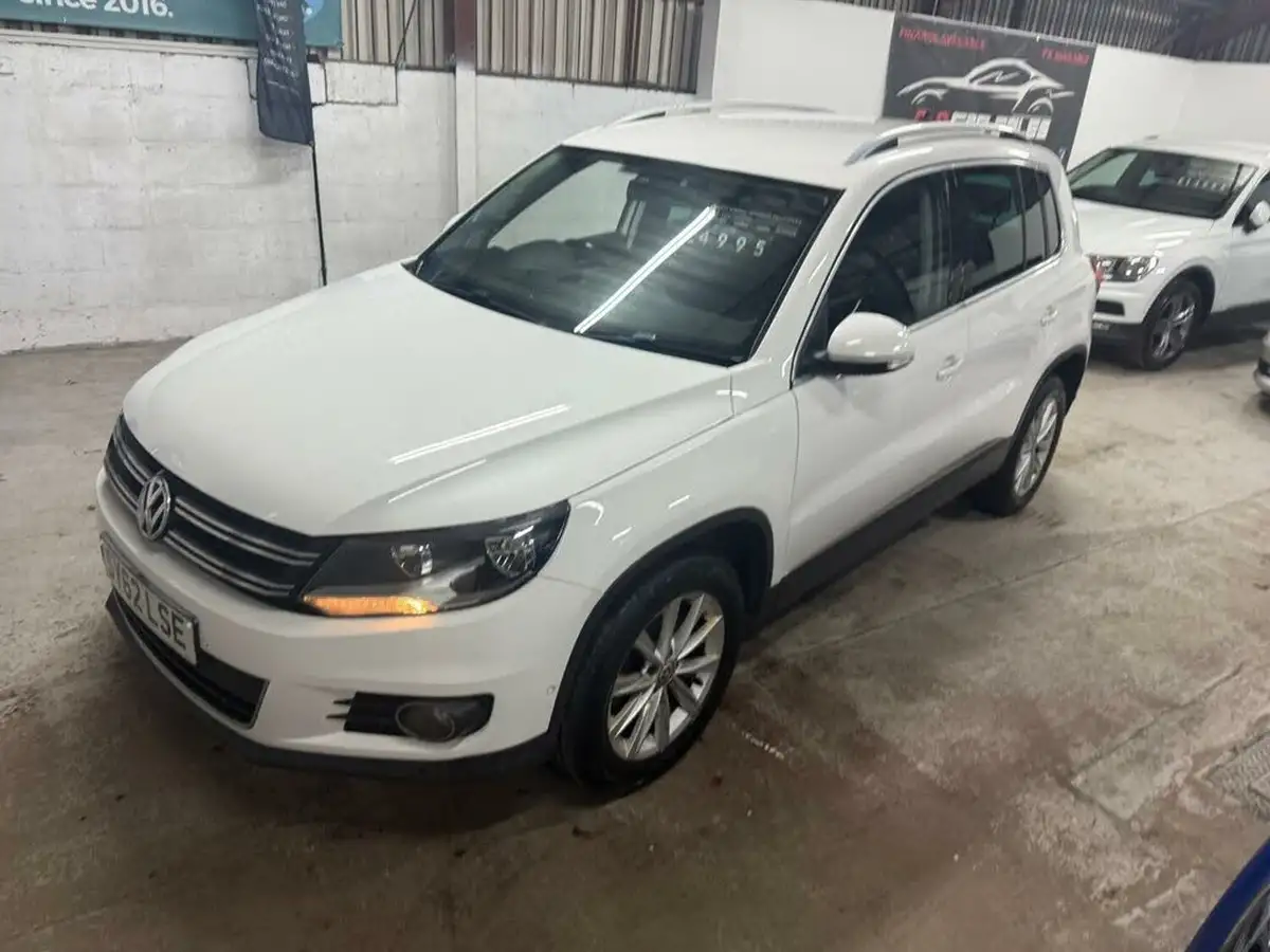 2012-volkswagen-tiguan-20td-se-140ps-4wd-big-2