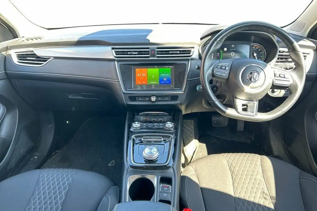 2022-mg-mg5-e-excite-ev-long-range-big-11