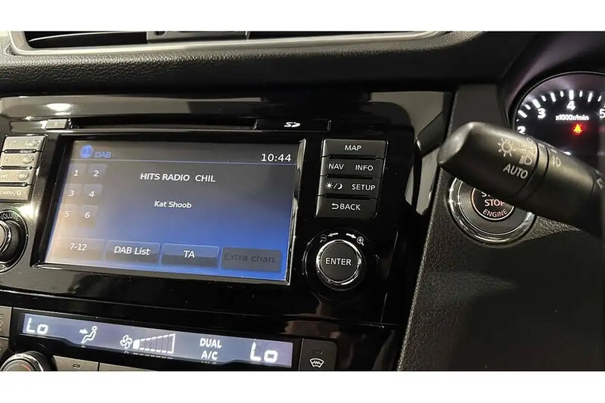 2018-nissan-qashqai-13-dig-t-tekna-160ps-big-44
