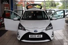 2020-toyota-yaris-15-vvt-i-icon-98bhp-hybrid-1497cc-e-cvt-small-12