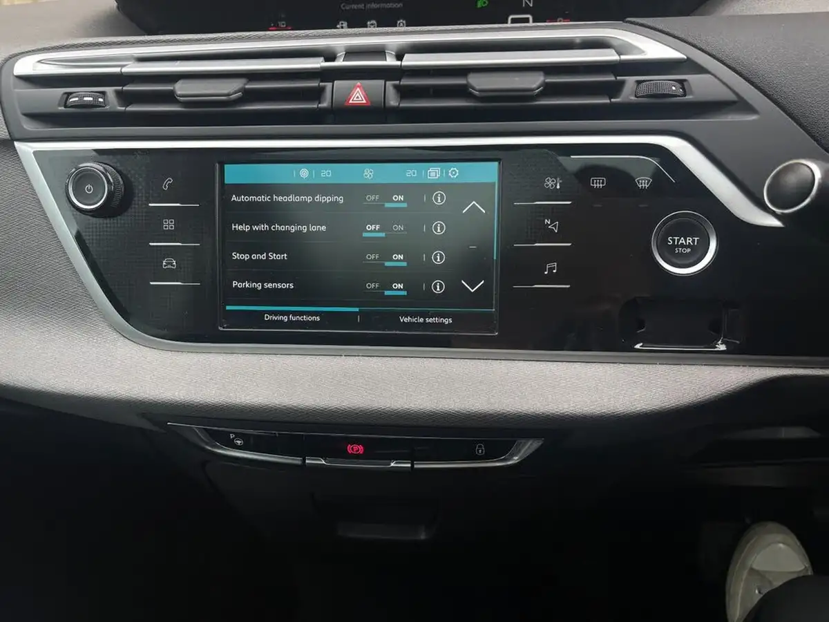 2021-citroen-grand-c4-spacetourer-15bluehdi-shine-eat8-big-24
