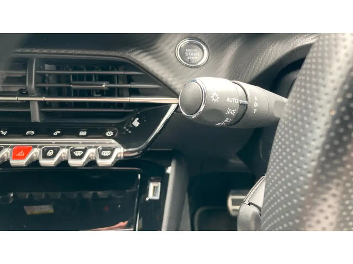 2023-peugeot-2008-suv-12-puretech-gt-130bhp-station-wagon-eat8-big-34