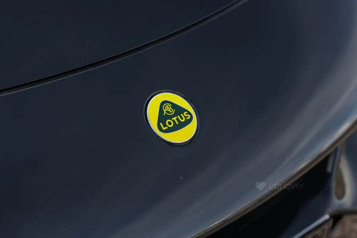 2023-lotus-emira-35-first-edition-v6-big-29
