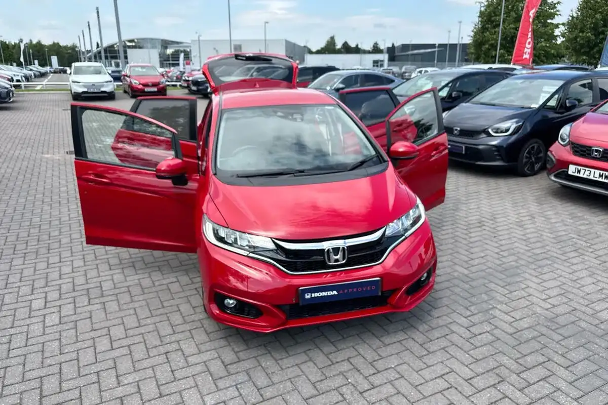 2018-honda-jazz-13-i-vtec-ex-big-20