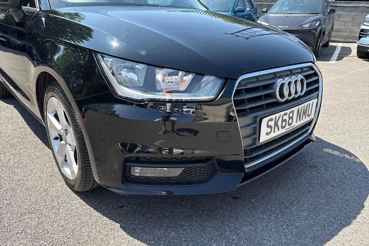 2018-audi-a1-14-tfsi-sport-nav-sportback-5d-big-16