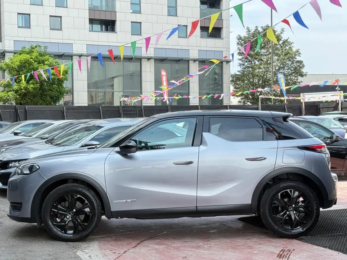2019-ds-ds-3-crossback-12-puretech-performance-line-155ps-eat8-big-14