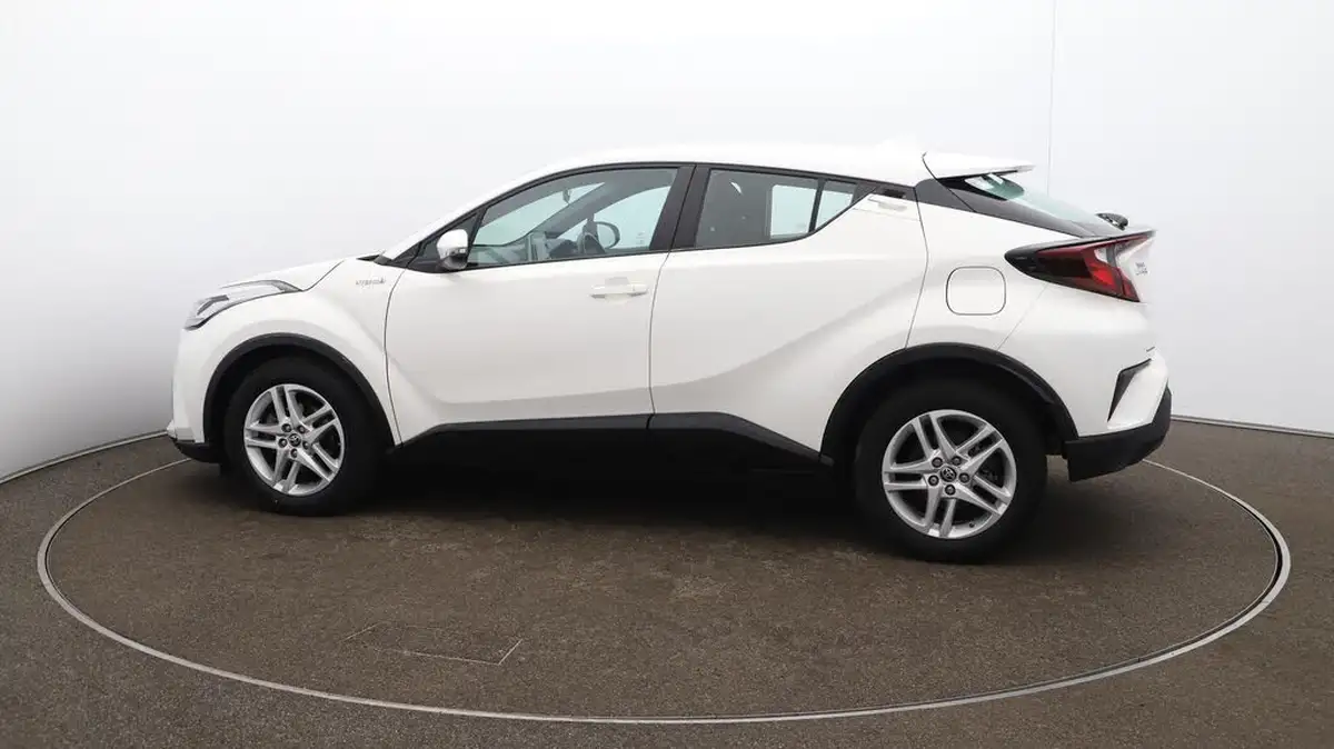 2022-toyota-c-hr-18-vvt-i-icon-big-59