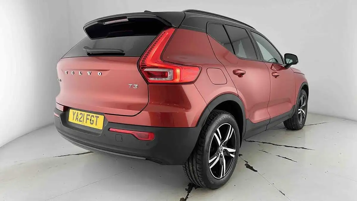 2021-volvo-xc40-15-t3-r-design-161bhp-big-28
