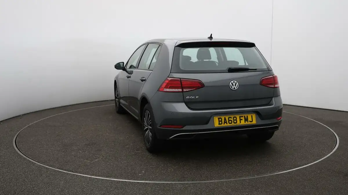 2019-volkswagen-golf-16tdi-se-hatchback-5d-dsg-big-58