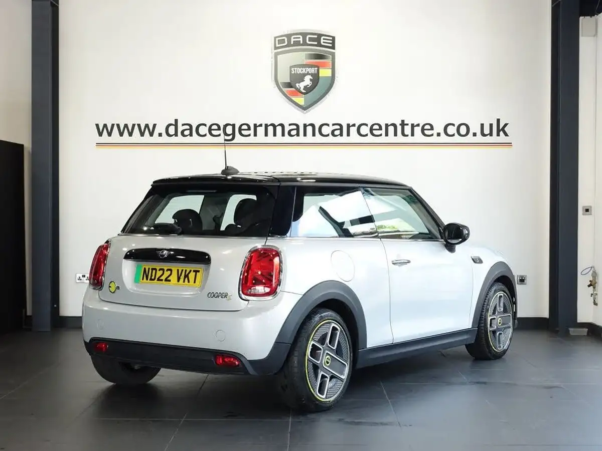 2022-mini-cooper-e-cooper-s-1-big-10