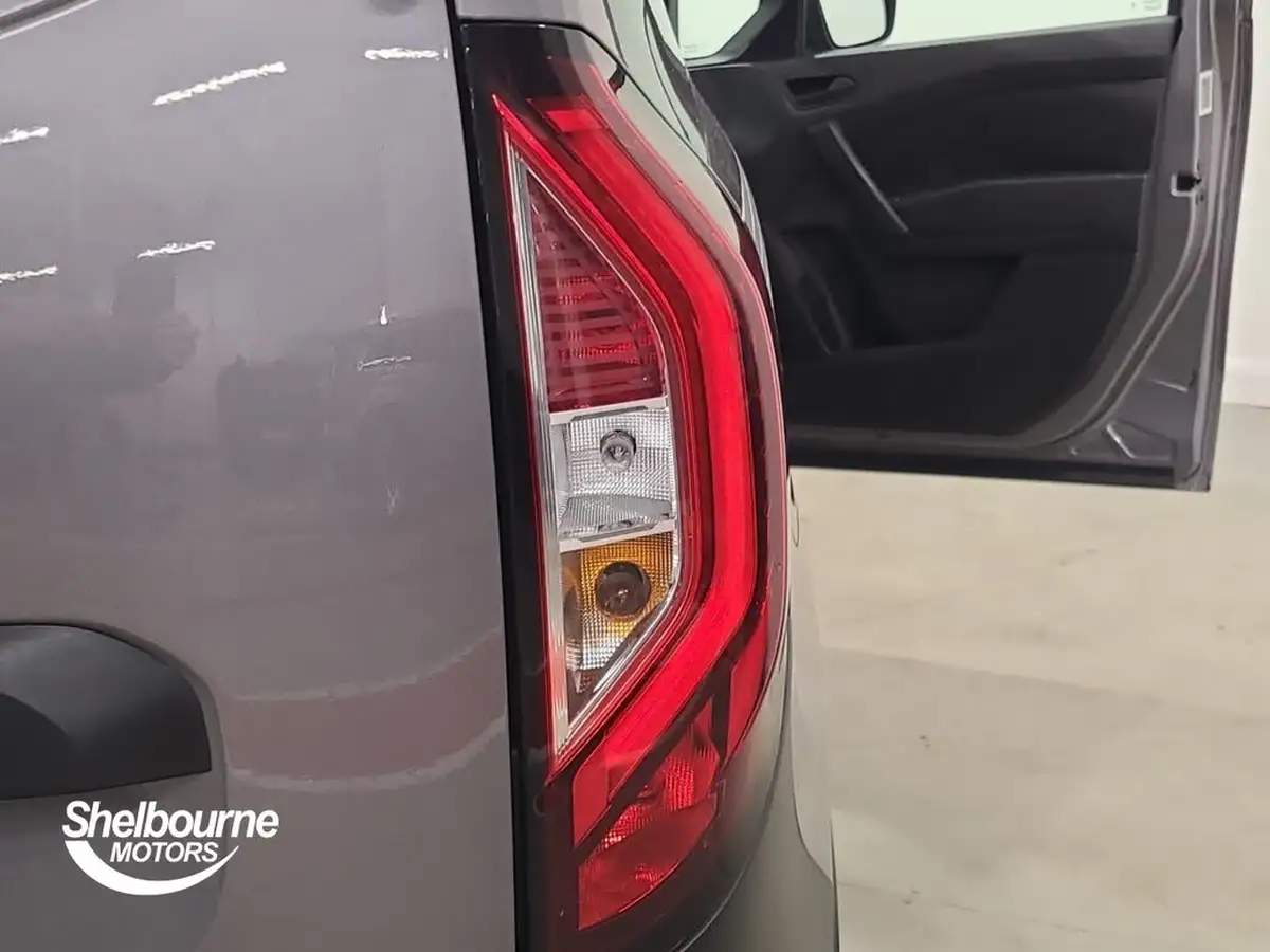 2023-renault-kangoo-15dci-ml19-95-start-big-21