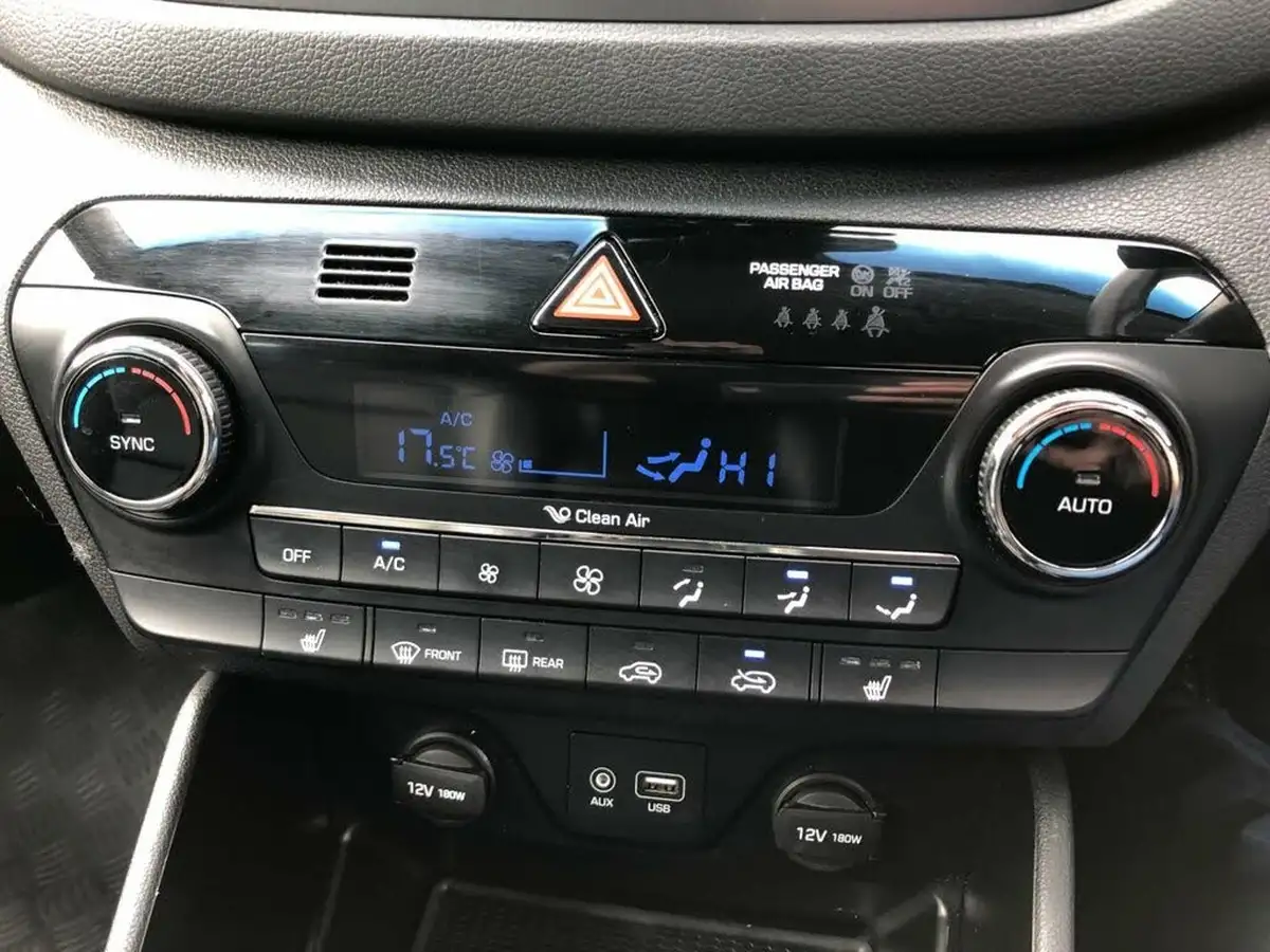 2015-hyundai-tucson-20crdi-premium-136ps-big-48
