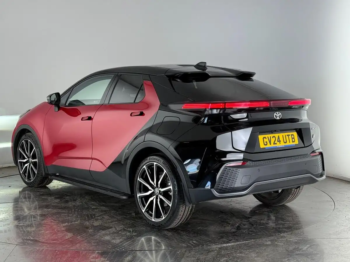 2024-toyota-c-hr-20-vvt-i-gr-sport-194bhp-big-3
