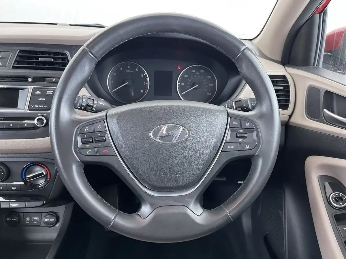 2015-hyundai-i20-12-se-hatchback-5d-big-34