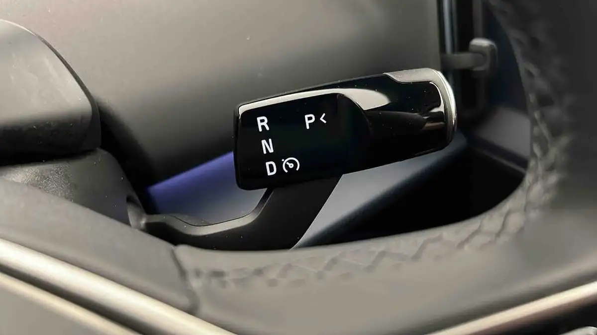 2024-volvo-ex30-e-single-motor-ultra-big-35