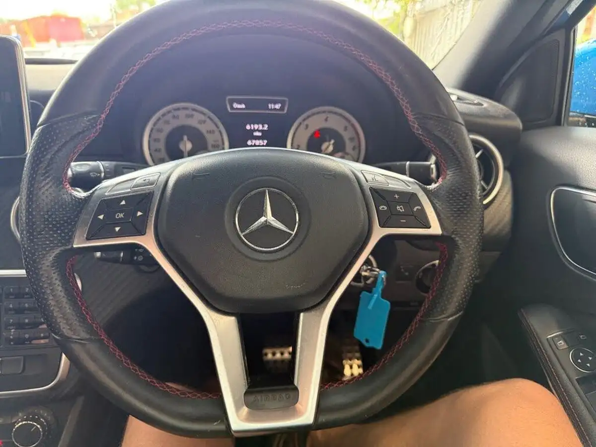 2013-mercedes-benz-a-class-21cdi-a220-amg-sport-170ps-blue-f-big-28