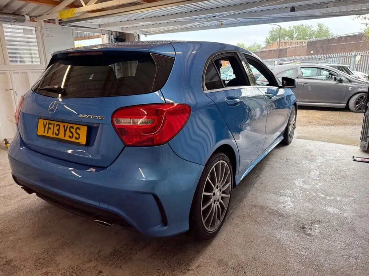2013-mercedes-benz-a-class-21cdi-a220-amg-sport-170ps-blue-f-big-4