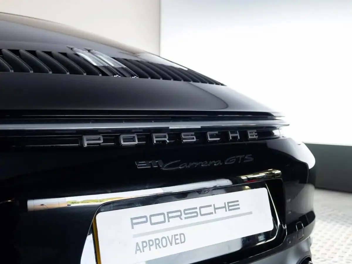 2022-porsche-911-30-carrera-gts-coupe-big-13