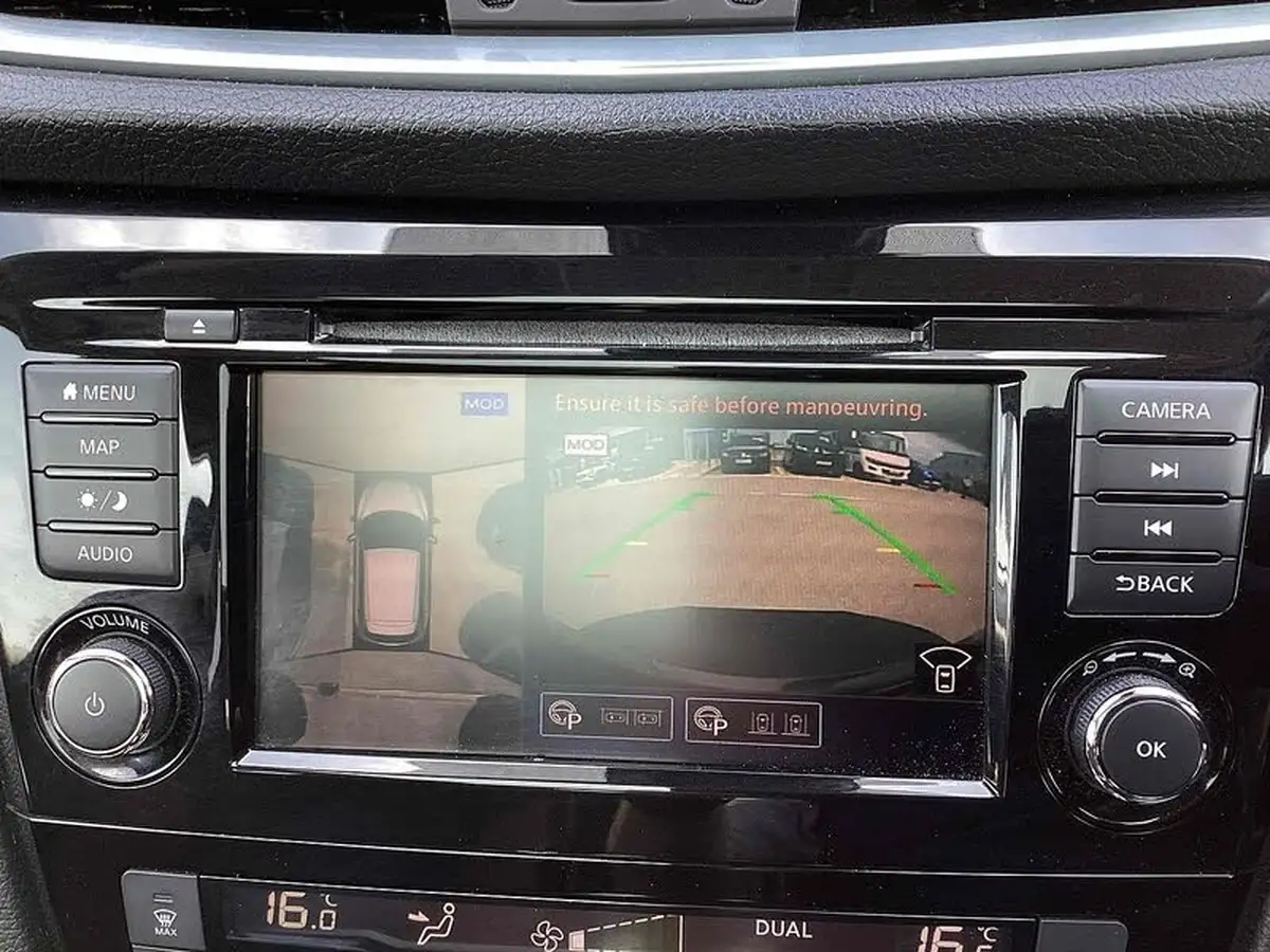 2019-nissan-qashqai-13-dig-t-n-motion-140ps-big-8
