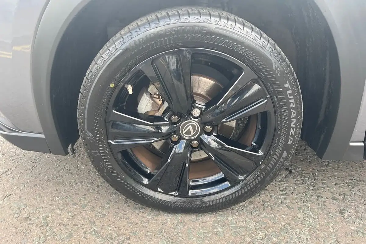 2022-lexus-ux-250h-20-ux-184bhp-without-navigation-big-16