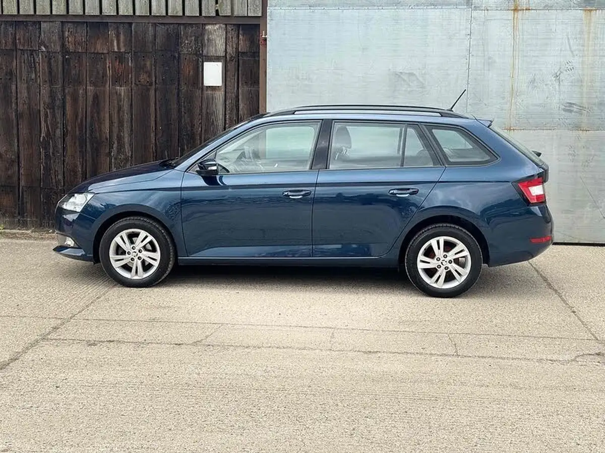 2021-skoda-fabia-10-tsi-se-95ps-estate-big-3