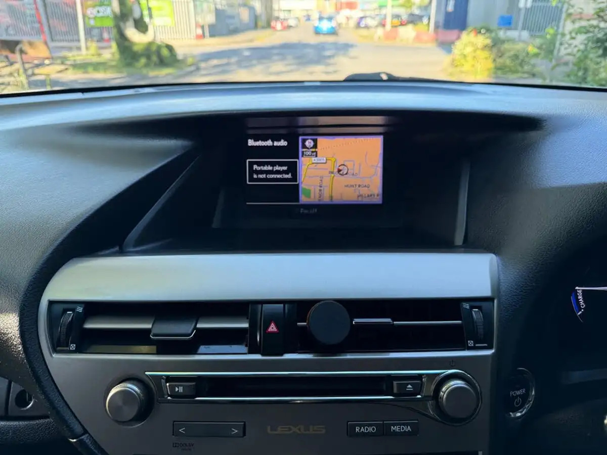 2013-lexus-rx-450h-35-luxury-big-27