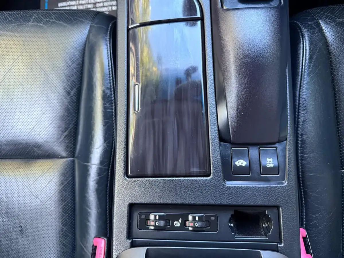 2013-lexus-rx-450h-35-luxury-big-51