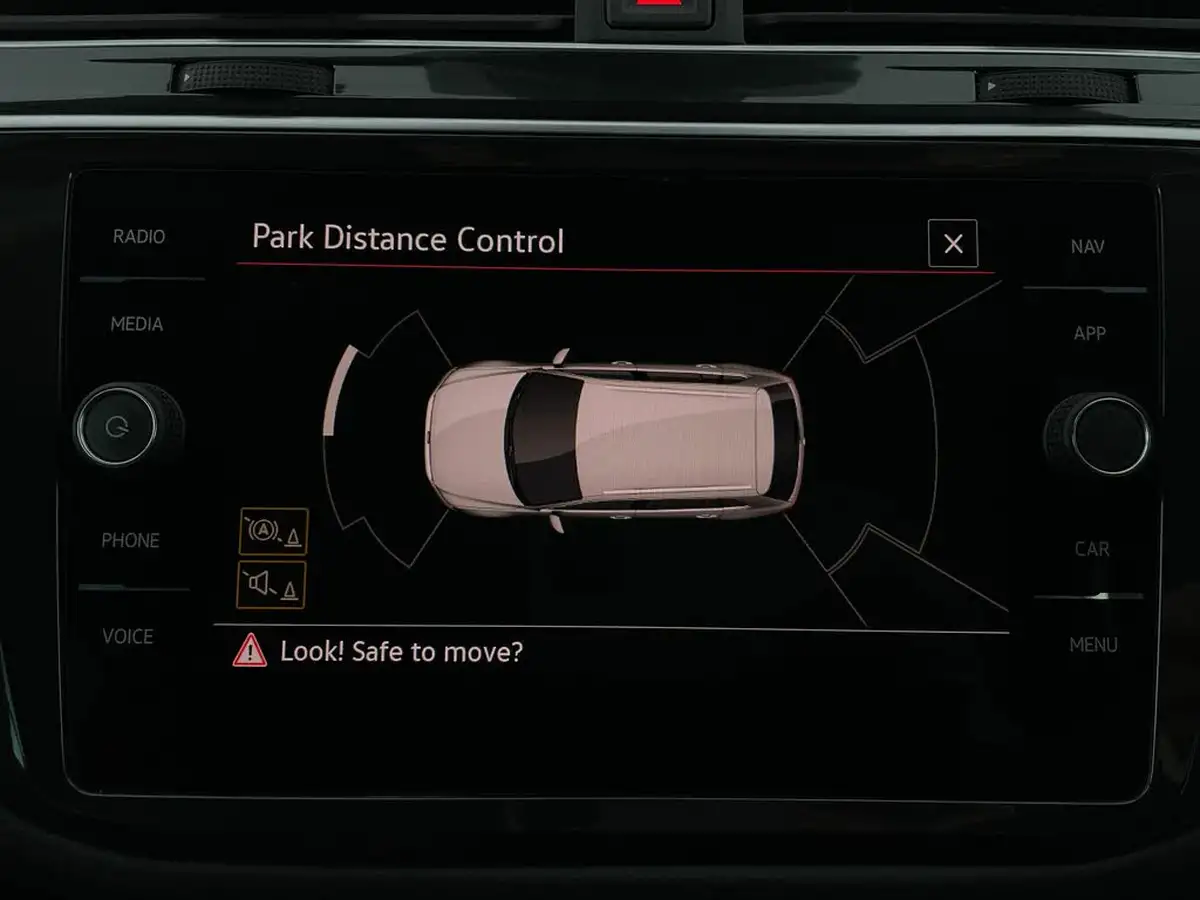 2021-volkswagen-tiguan-15-tsi-r-line-big-24