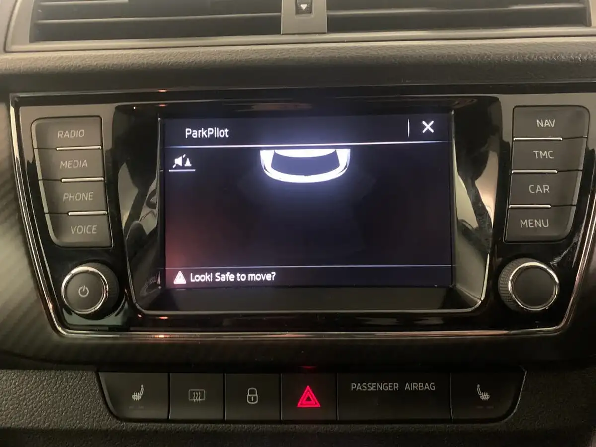 2018-skoda-fabia-10-tsi-monte-carlo-110ps-hatchback-big-31
