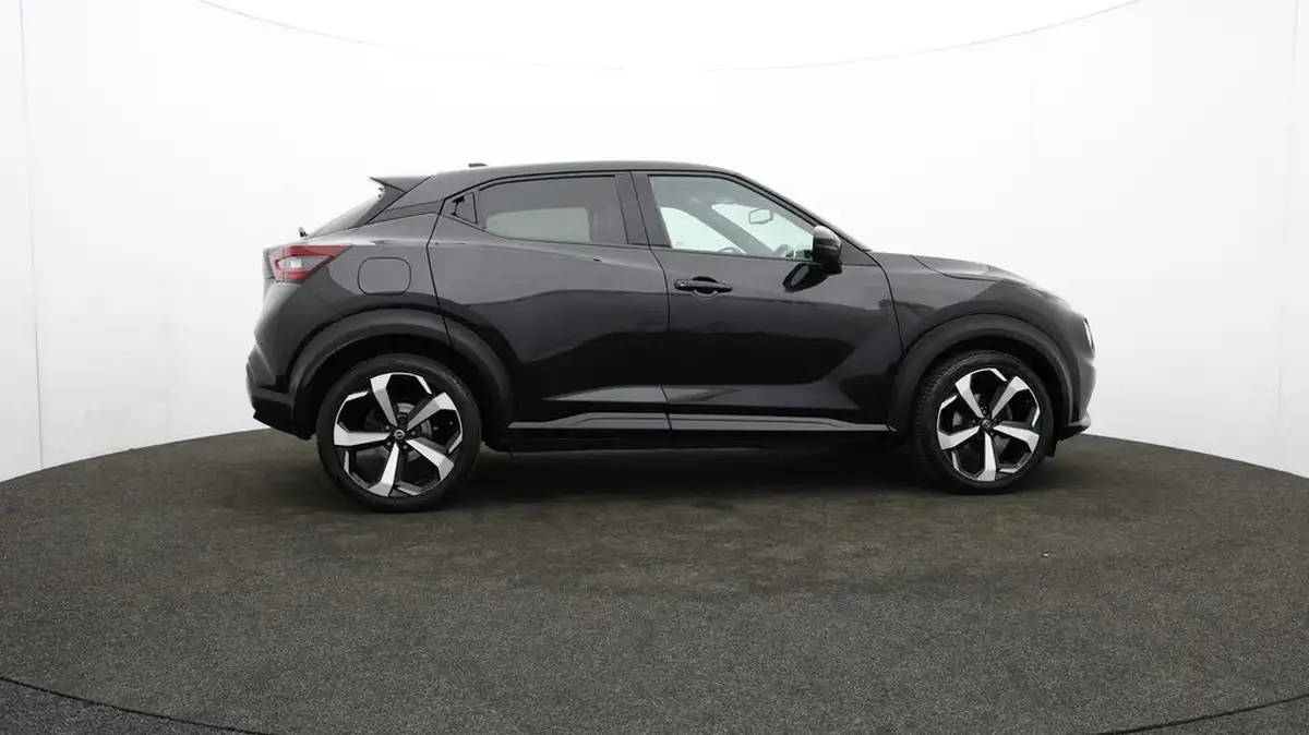2021-nissan-juke-10-dig-t-tekna-big-39