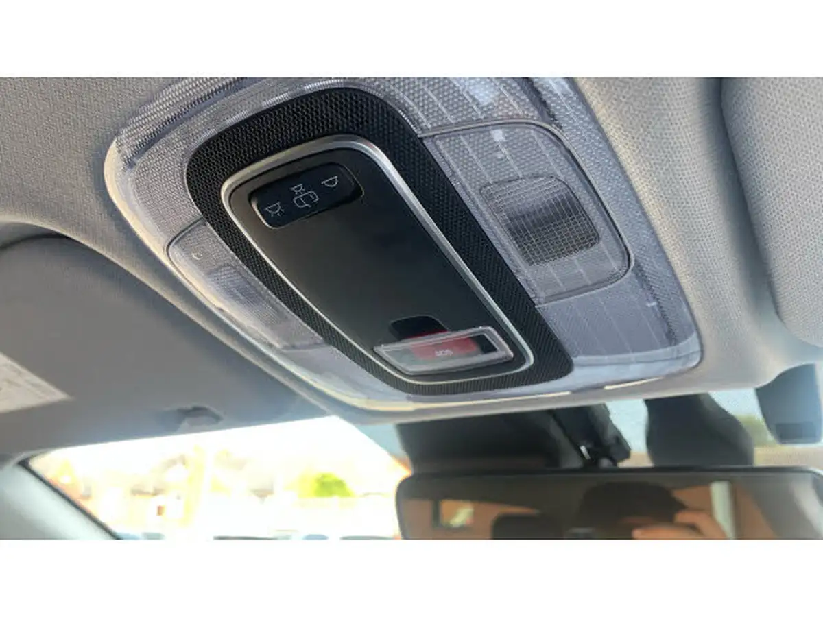 2025-hyundai-bayon-10-t-gdi-premium-100ps-7dct-big-34