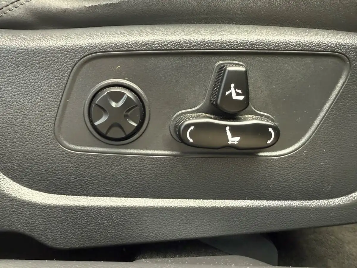 2022-kgm-ssangyong-korando-15-ultimate-auto-big-48