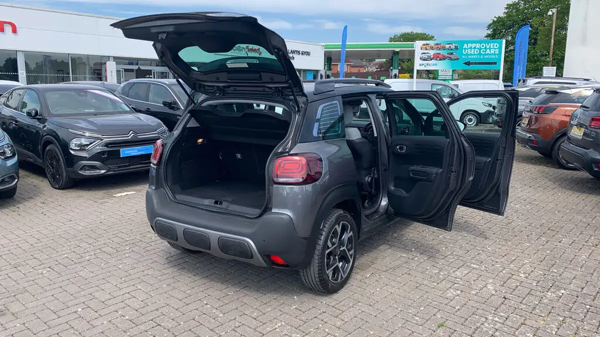 2022-citroen-c3-aircross-12-puretech-shine-plus-130ps-eat6-big-31