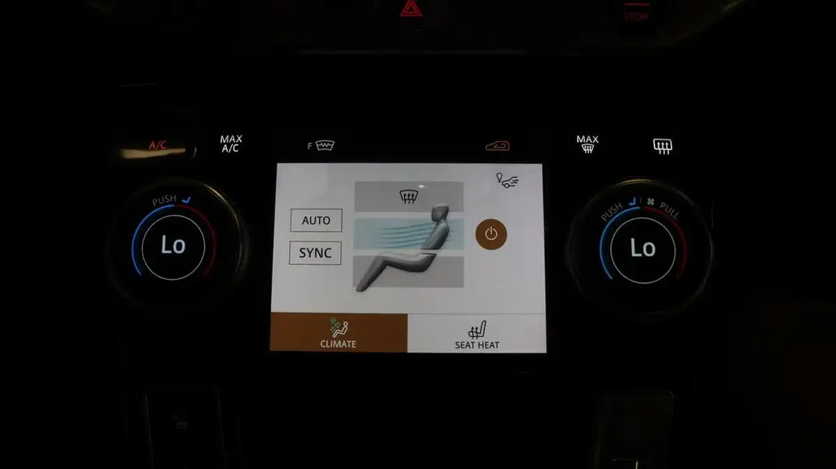 2022-jaguar-i-pace-ev400-hse-black-big-16
