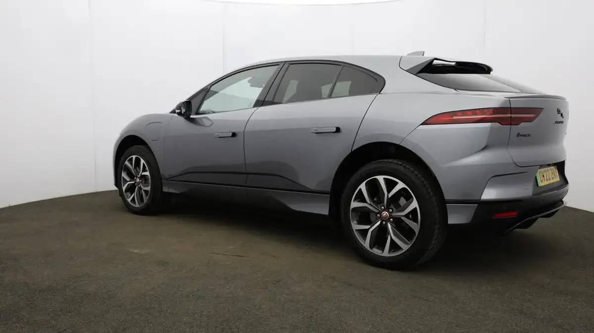2022-jaguar-i-pace-ev400-hse-black-big-68
