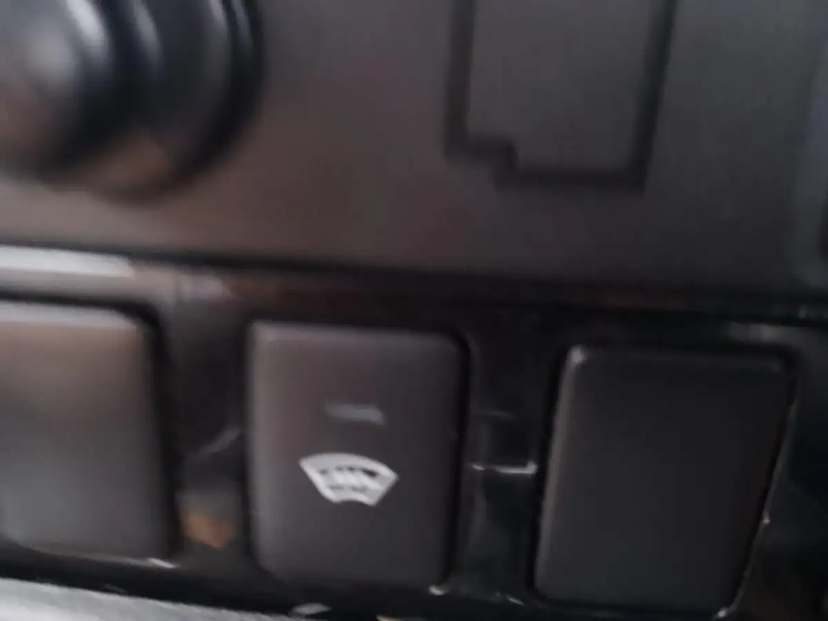 2018-mitsubishi-outlander-22di-d-juro-big-17
