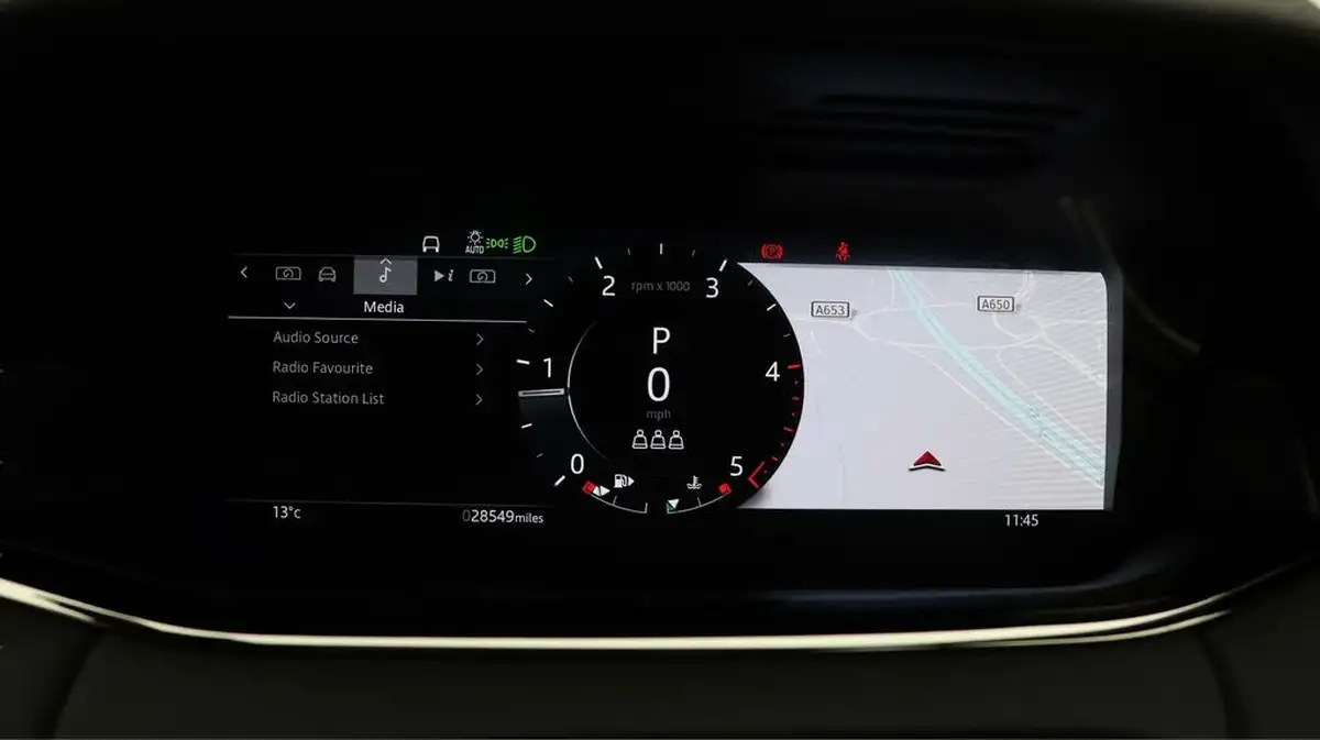 2021-land-rover-range-rover-evoque-20-d165-r-dynamic-se-big-10
