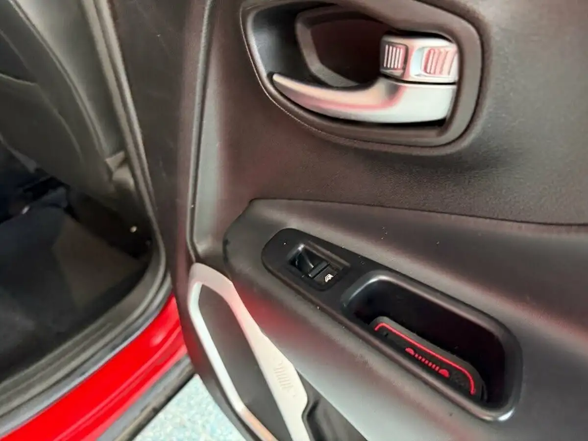 2016-jeep-renegade-20multijet-ii-limited-ss-big-6