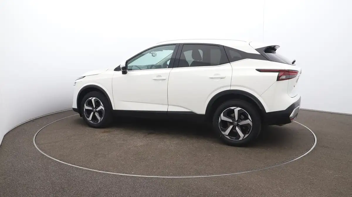 2022-nissan-qashqai-13-dig-t-n-connecta-140ps-big-46