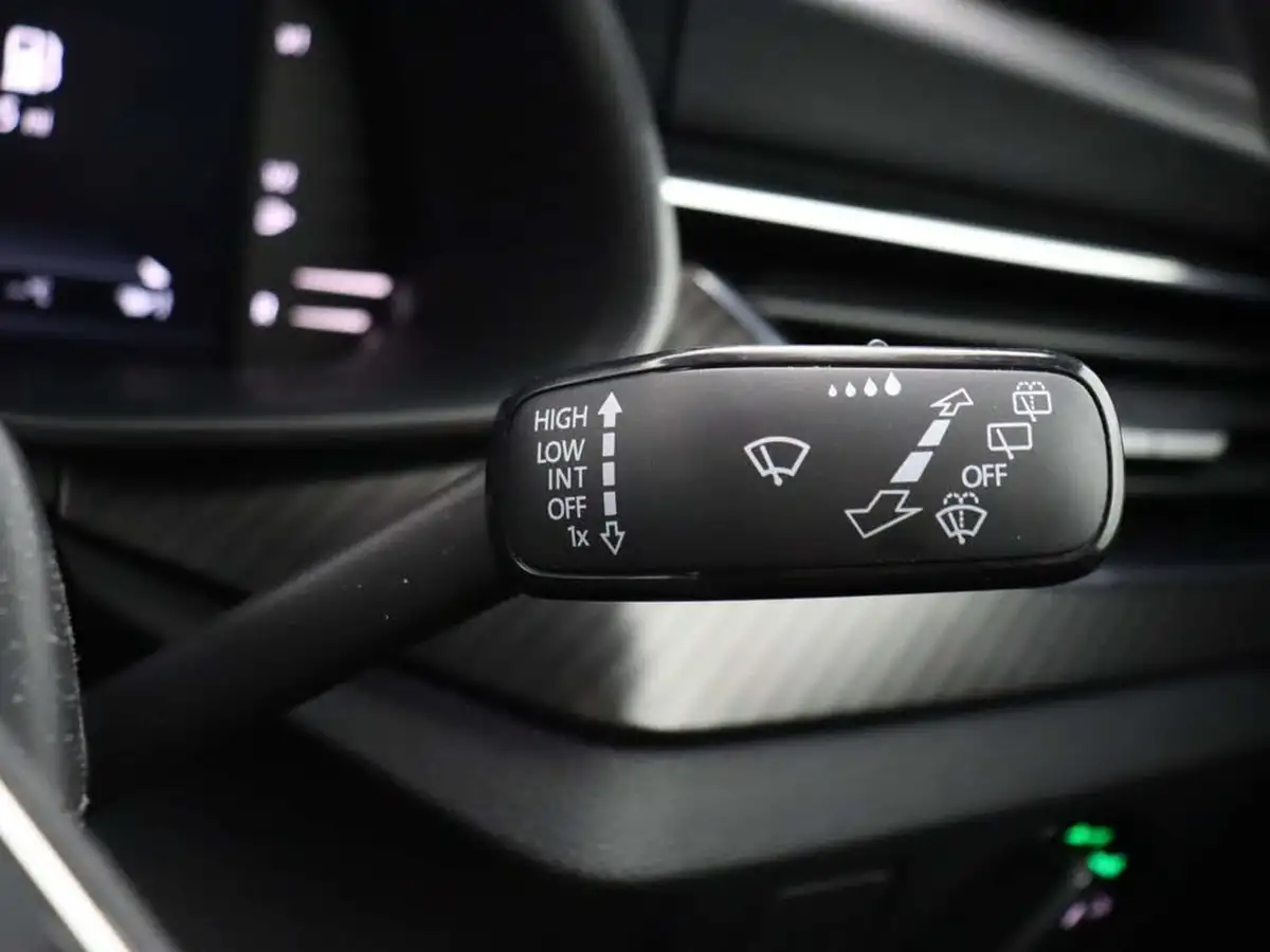 2021-skoda-kamiq-15-tsi-monte-carlo-dsg-big-32